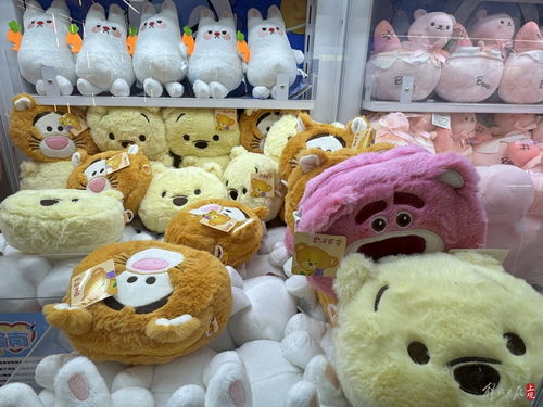 商場監(jiān)管缺位，低價(jià)山寨玩偶泛濫成患