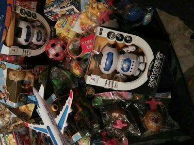 擺地?cái)傎u玩具 一種值得尊重的創(chuàng)業(yè)方式